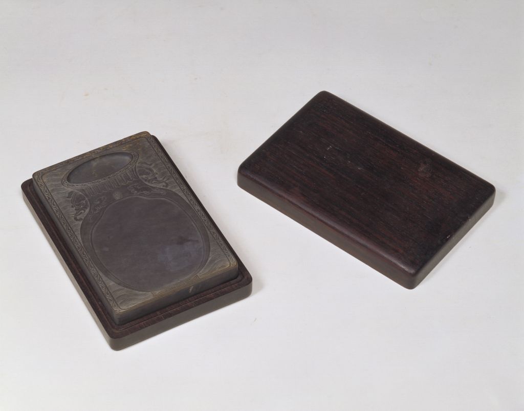 图片[1]-Duanshi Taiping has a rectangular inkstone resembling a bottle pool-China Archive